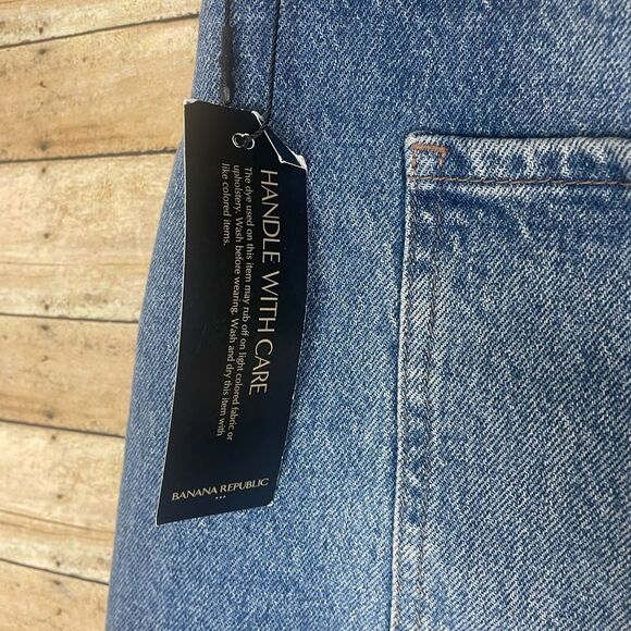 COPY - NWT Banana Republic Factory Girlfriend Denim
Short sz 34/18 - Picture 5 of 5